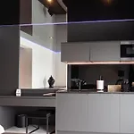 High Class Mazuria 아파트